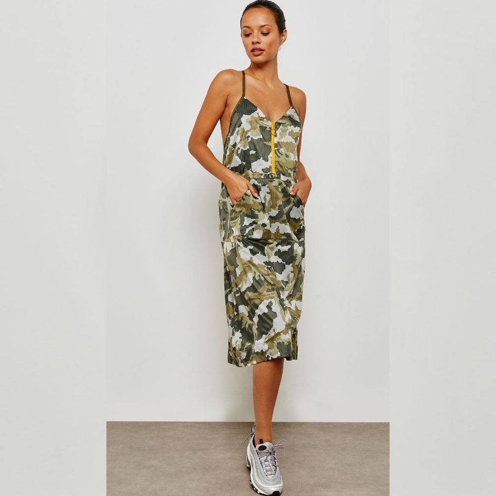 Nike NSW Woven Dress